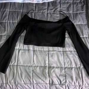 off the shoulder long sleeve crop top